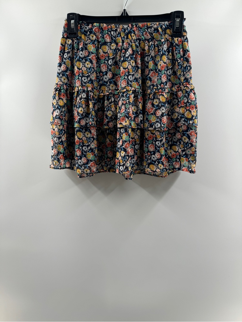 LOFT Petite Floral Tiered Ruffle Pull-On Mini Skirt – Women's XXSP - Picture 5 of 8